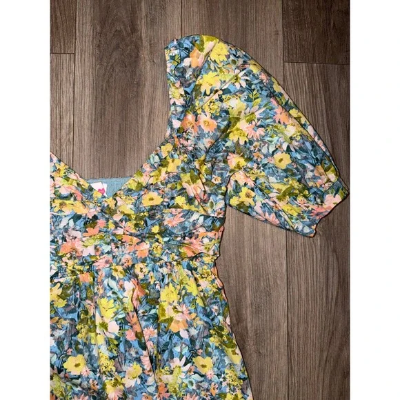 Buddy Love Poppy-3 Floral Mini Dress Blue Yellow Puff Sleeve Smocked Medium Y2 - Picture 5 of 8